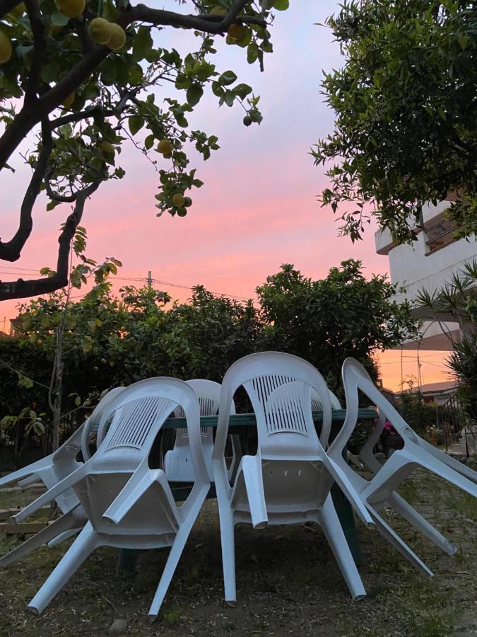 Villa Franca เรจโจ ดี คาลาเบีย ภายนอก รูปภาพ