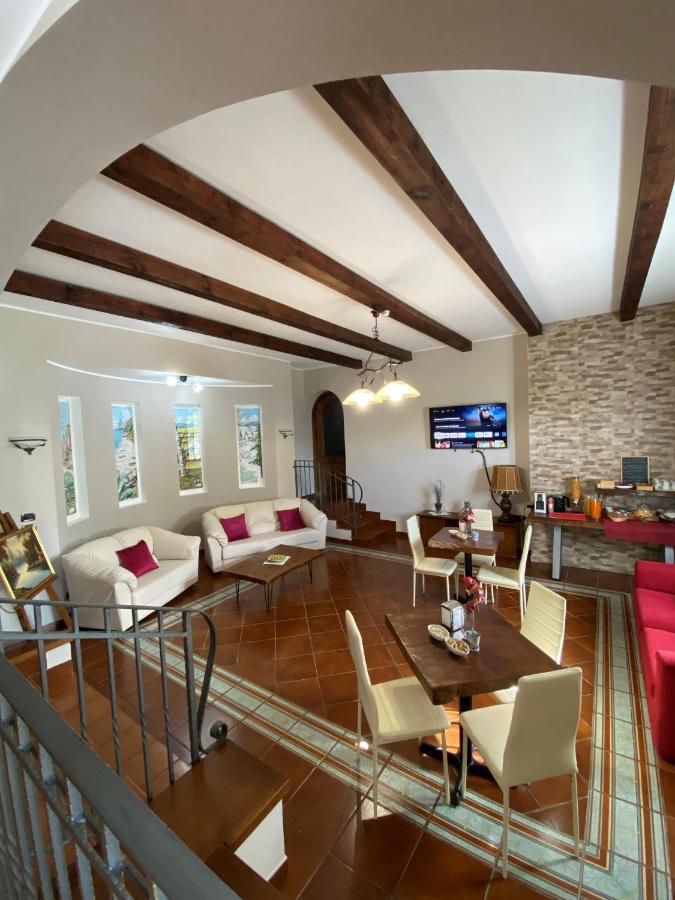 Villa Franca เรจโจ ดี คาลาเบีย ภายนอก รูปภาพ