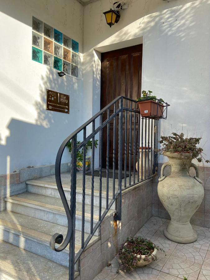 Villa Franca เรจโจ ดี คาลาเบีย ภายนอก รูปภาพ